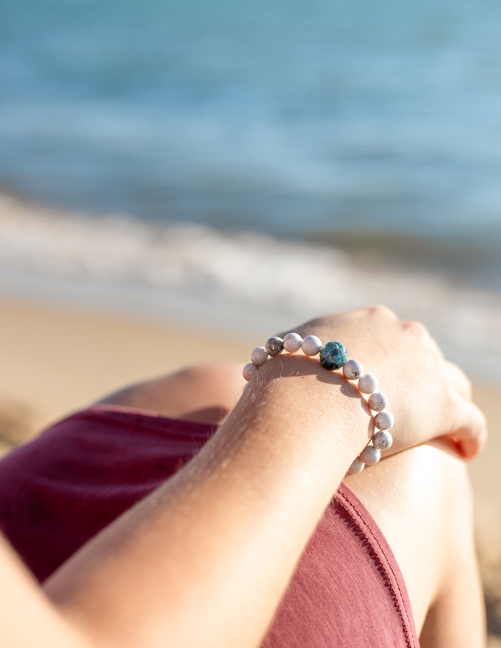 Leland Blue + White Howlite